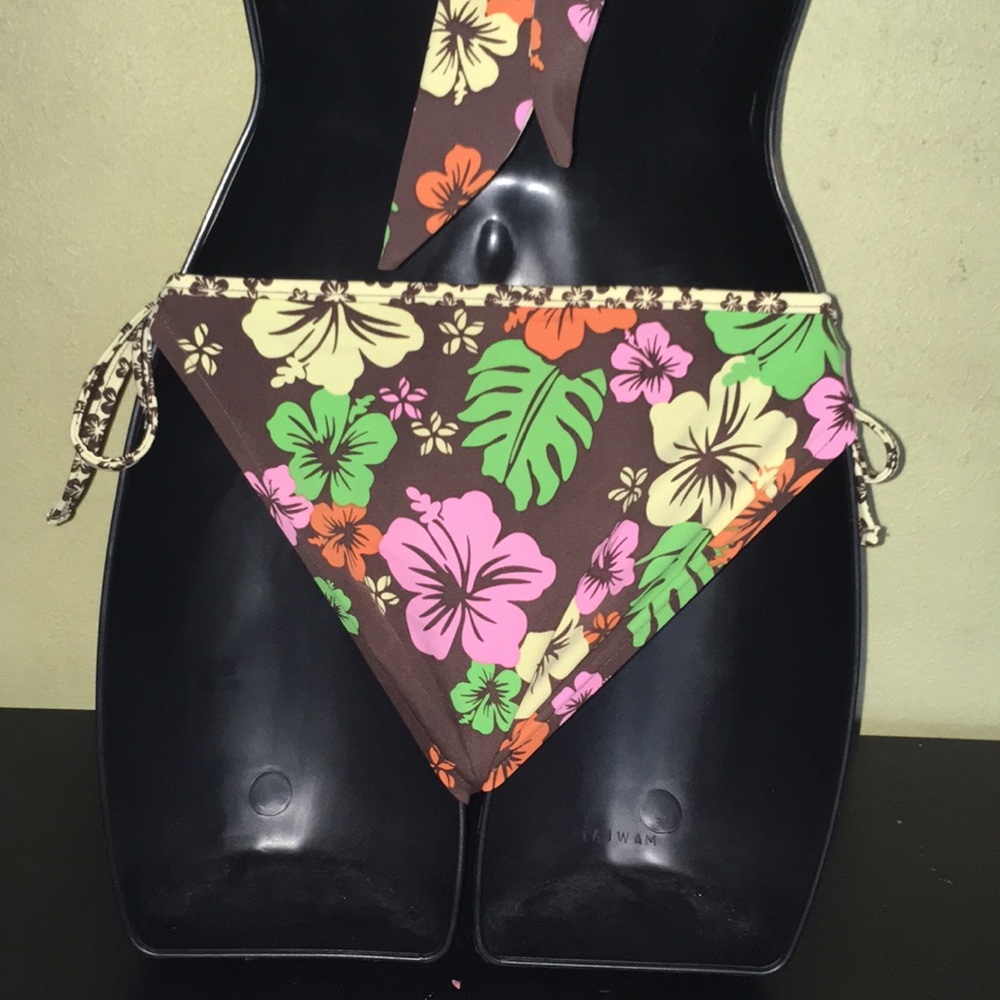 Mossimo women’s Bikini set Tropical size S. - Picture 6 of 8